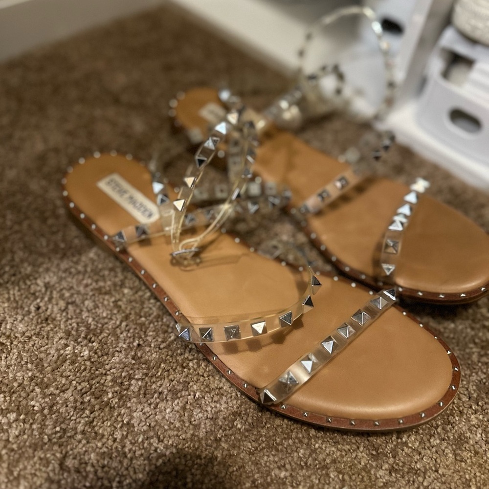 Steve Madden Clear Studded Sandals 11 - Picture 4 of 4